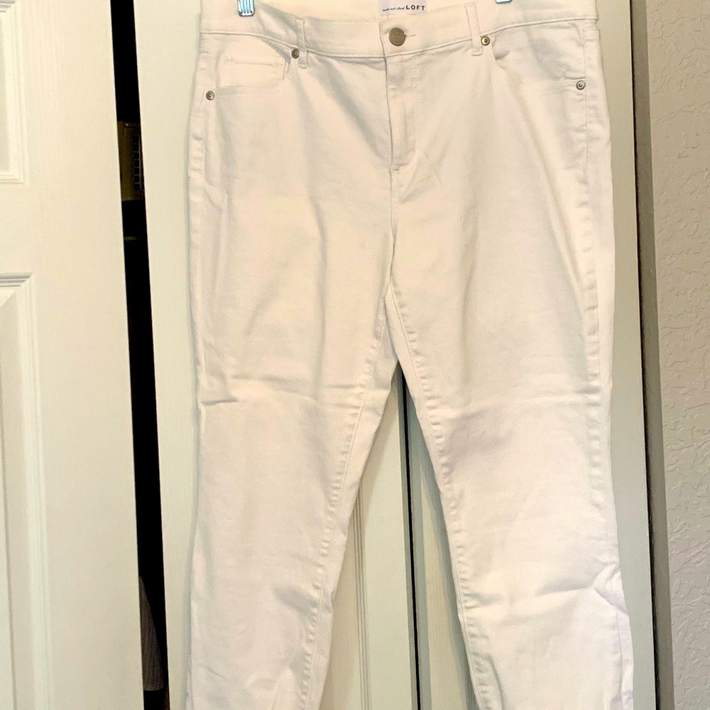 White cropped pants from the Loft NWT